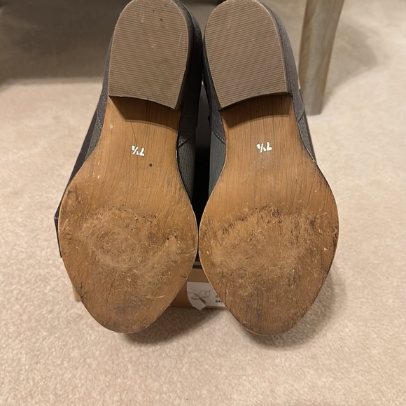 Diba booties. Worn once! Smoke free home. - Picture 3 of 6